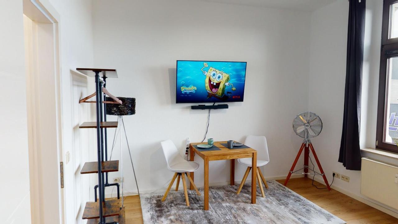 Sweethome - Zentral - Kueche & Parkplatz, Wifi Halle  ภายนอก รูปภาพ