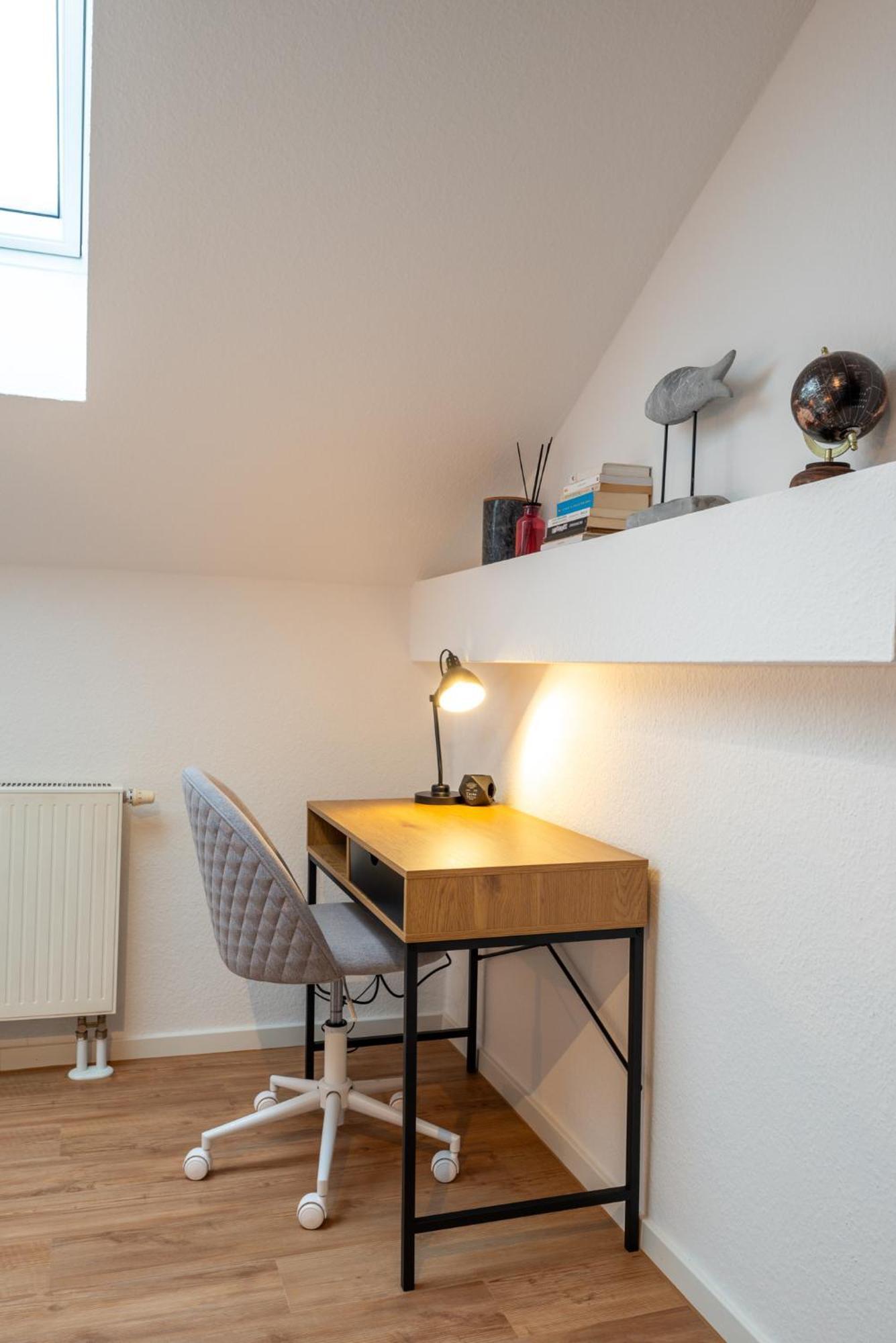 Sweethome - Zentral - Kueche & Parkplatz, Wifi Halle  ภายนอก รูปภาพ