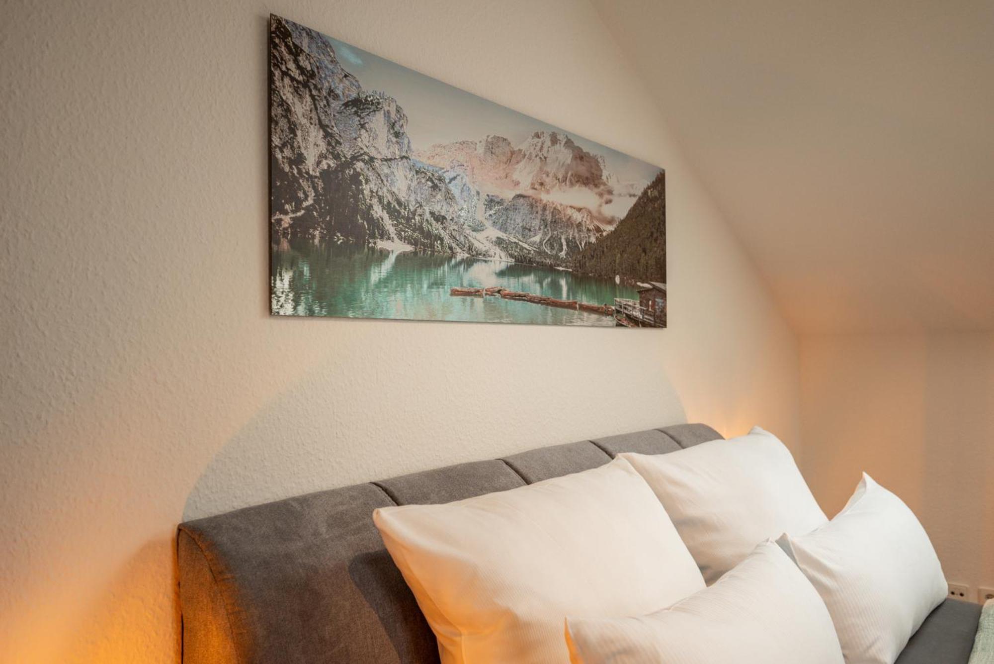 Sweethome - Zentral - Kueche & Parkplatz, Wifi Halle  ภายนอก รูปภาพ