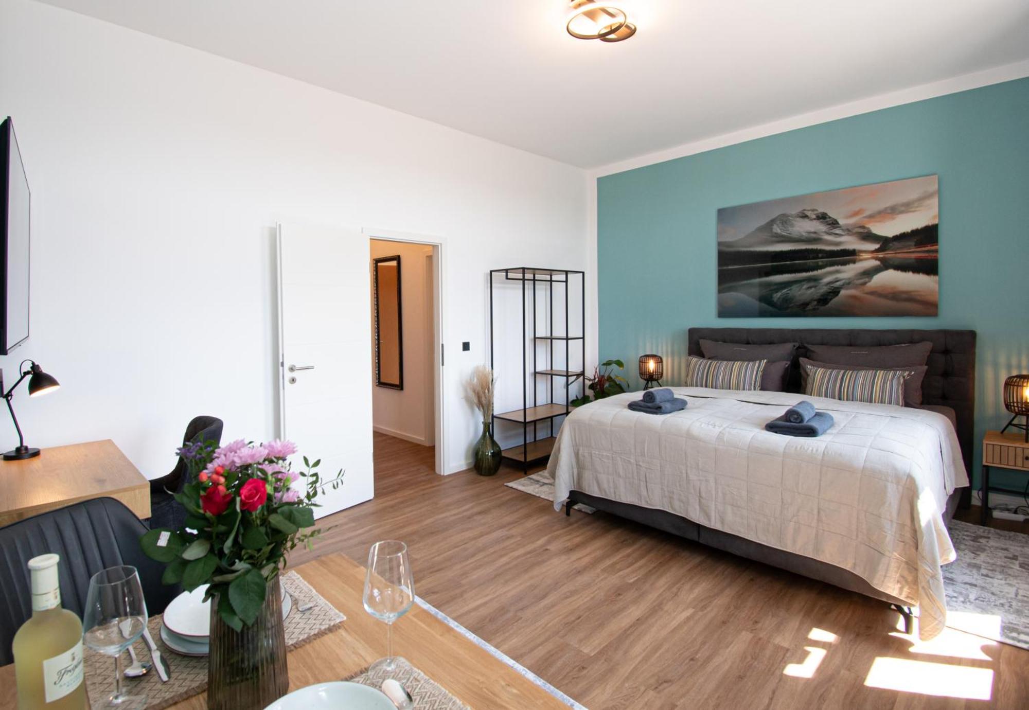 Sweethome - Zentral - Kueche & Parkplatz, Wifi Halle  ภายนอก รูปภาพ