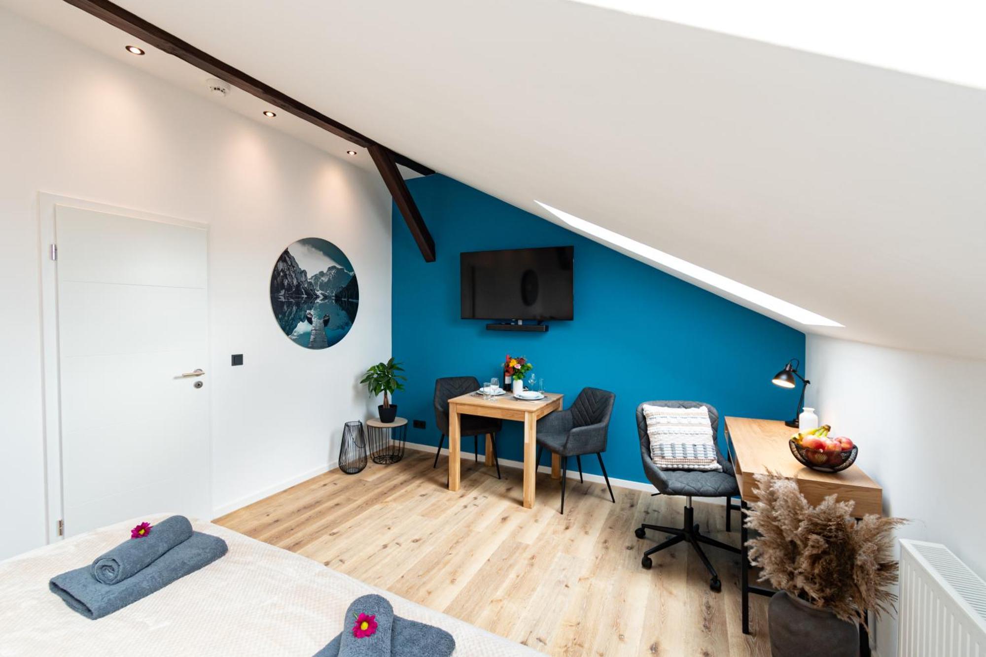Sweethome - Zentral - Kueche & Parkplatz, Wifi Halle  ภายนอก รูปภาพ