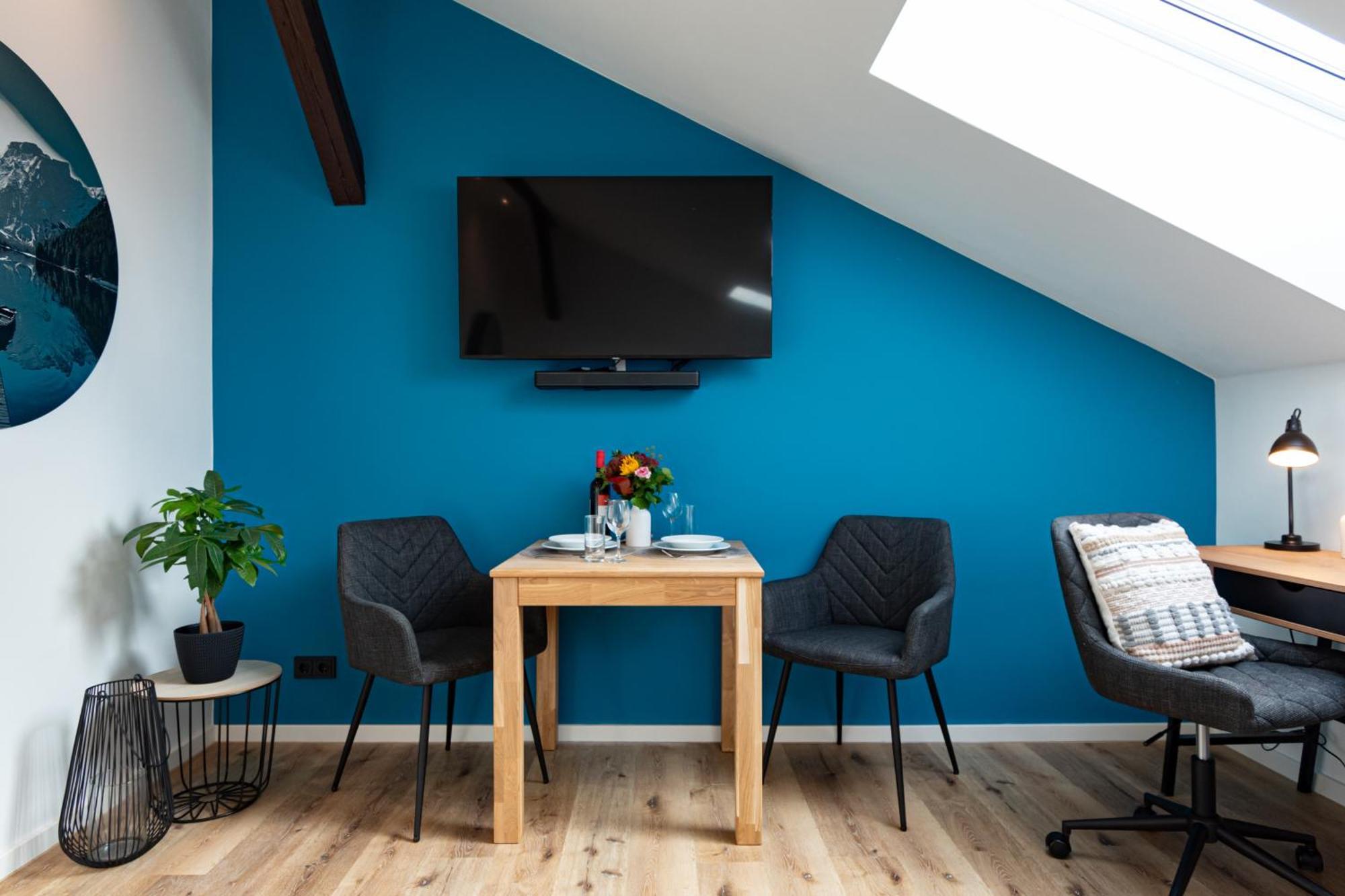 Sweethome - Zentral - Kueche & Parkplatz, Wifi Halle  ภายนอก รูปภาพ